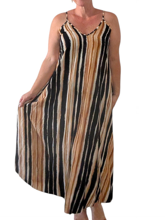 05 Robe rayée noir/ camel